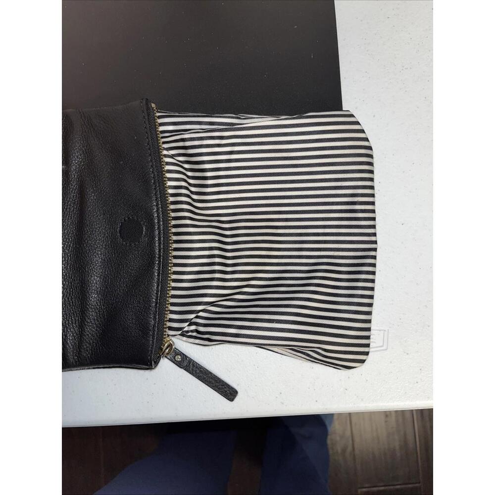 Kate Spade Crossbody Black With Silver Tone Hardware EUC - Picture 11 of 12